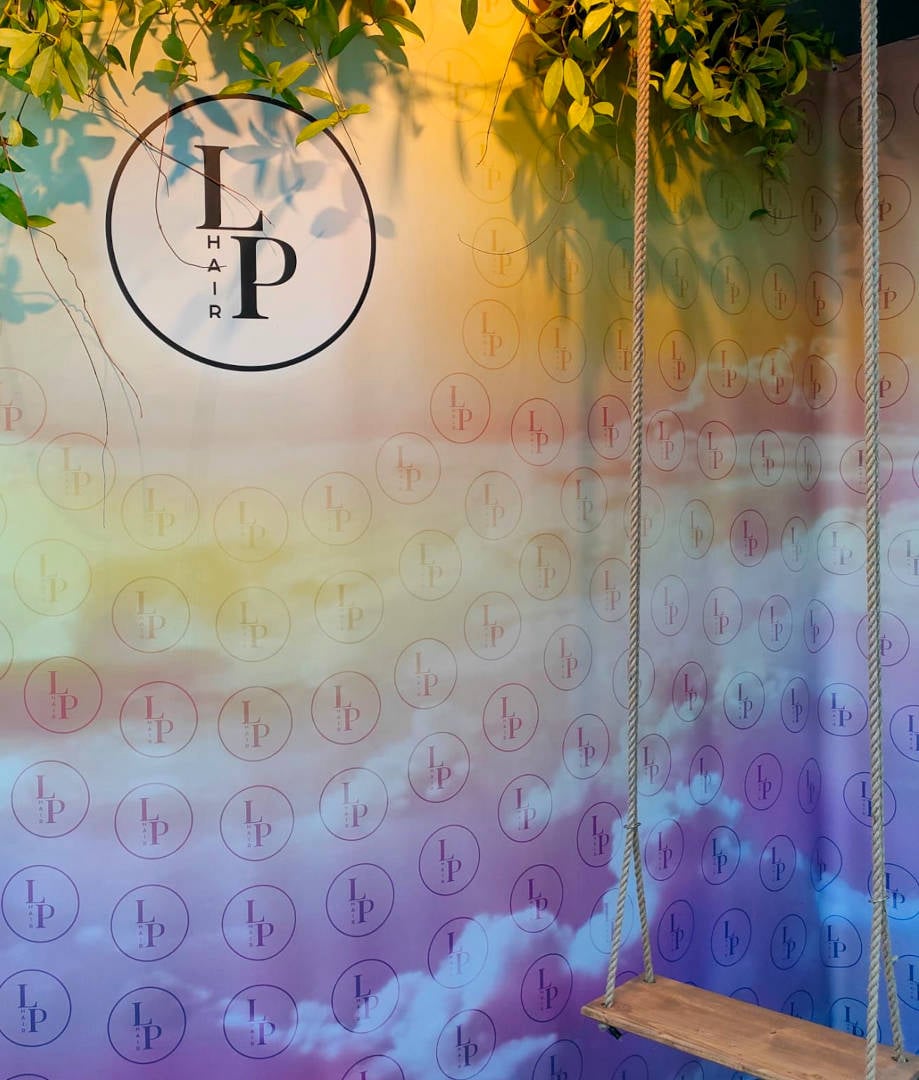 visiby LP Hair Orte interior design locali commerciali rebranding logo photocall