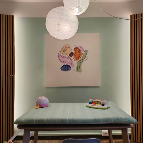 visiby marketing etico allestimento centro Flavia Minella Fisioterapia interior design sala terapia neonati 2